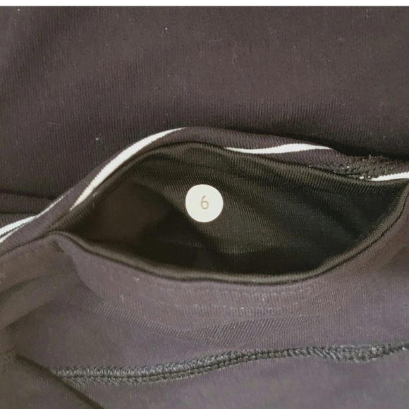 Lululemon Wunder Under Black Crop Legging 6 - Picture 9 of 10